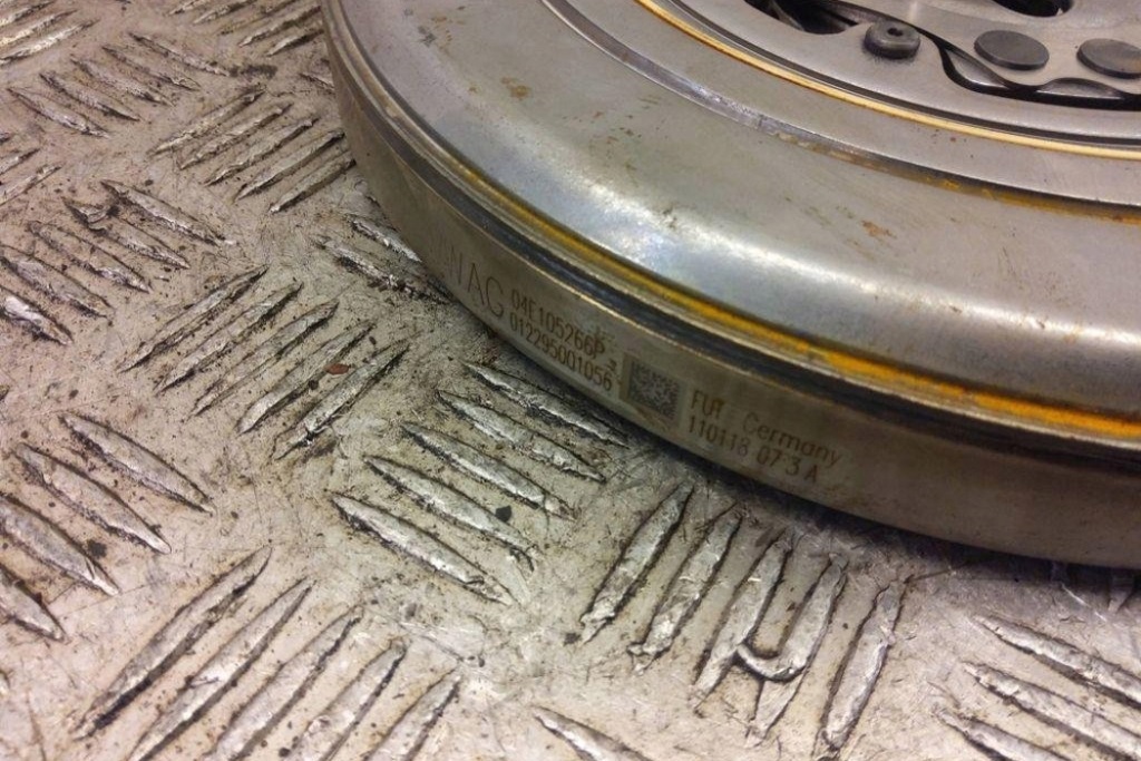 фото №7, Колесо маховик vw 04e105266p 1.4l 2018