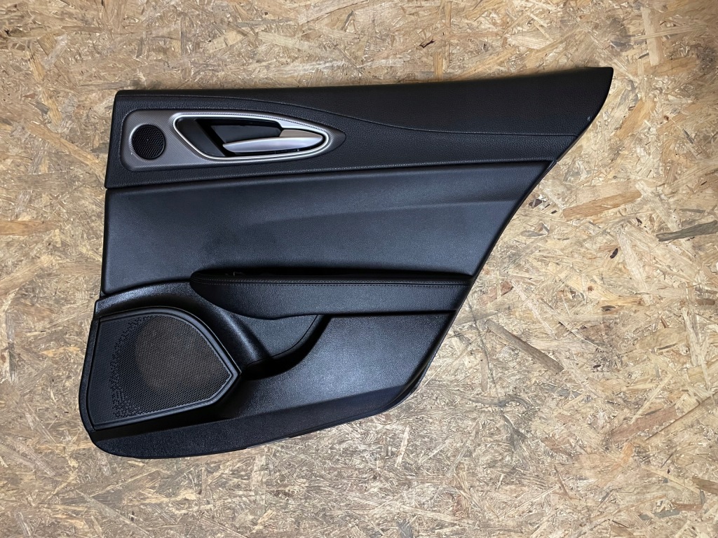 фото №1, Обивка обшивка дверь правый задняя задний кожа alfa romeo giulia