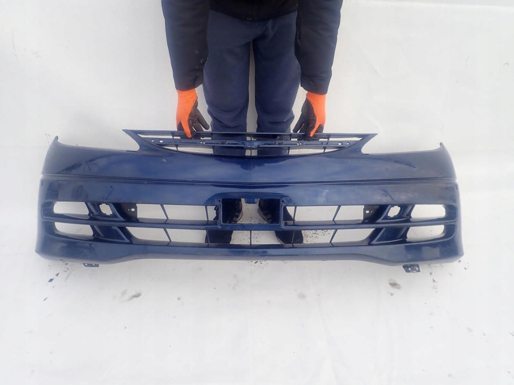 фото №1, Toyota previa ii 2 00-04 бампер перед передній pdc