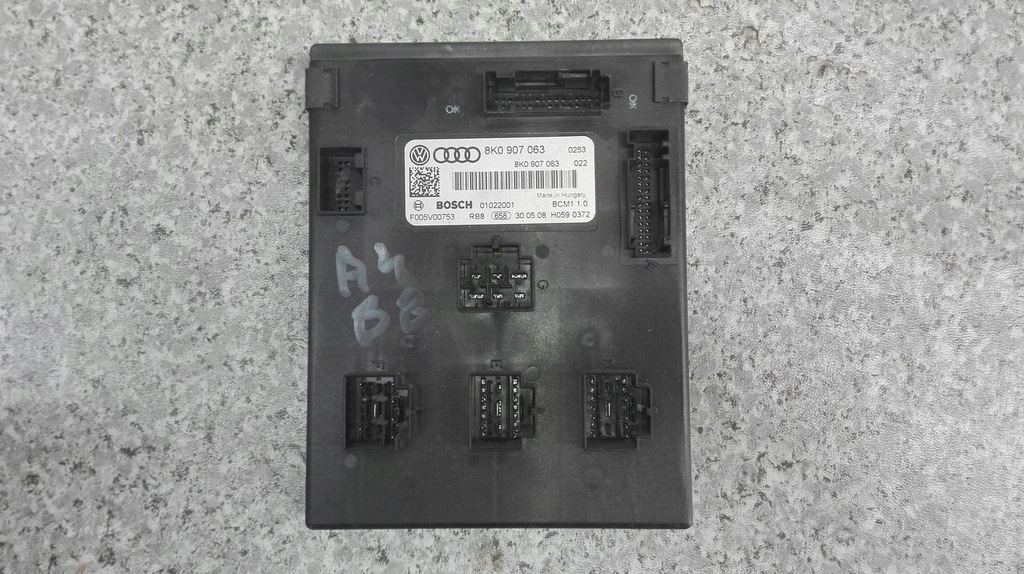 фото №1, Модуль комфорту - audi a4 b8 2.0 tdi 8k0907063