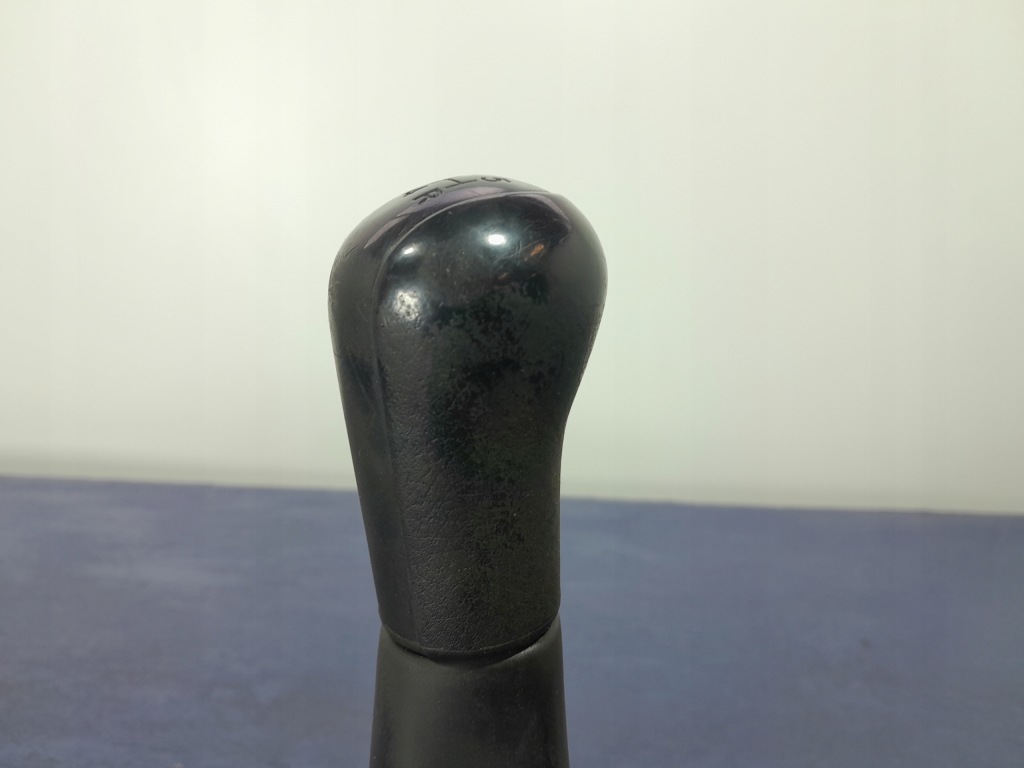 фото №7, Toyota yaris ii туннель средний 58910-0d010