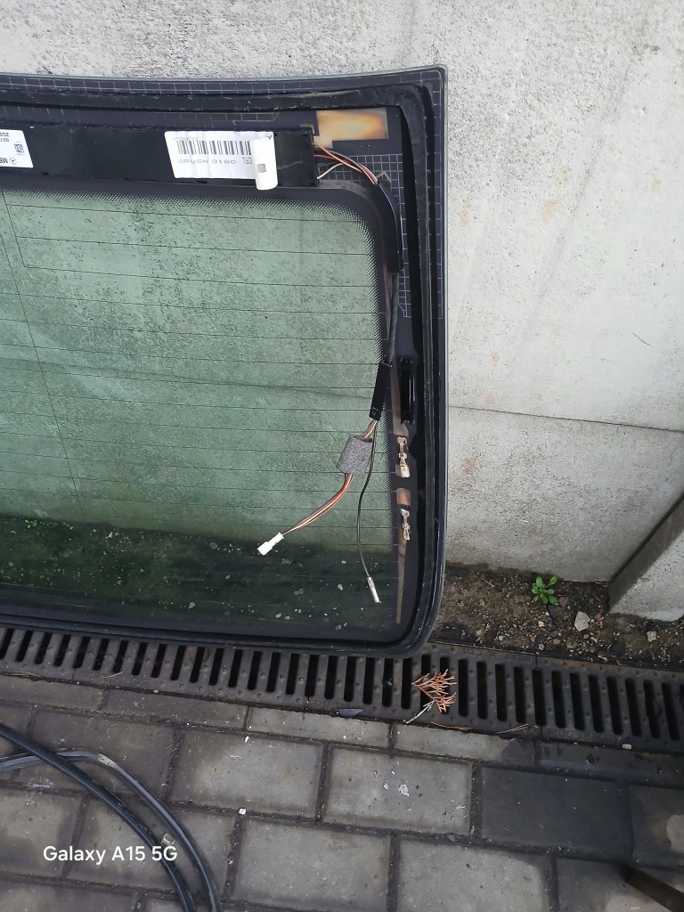 Скло задня mercedes w203 c- klasse седан в Україні