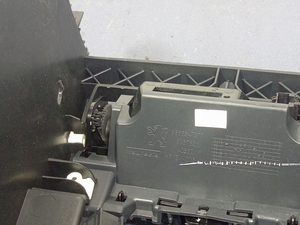 фото №10, Peugeot 508 i lift туннель средний подлокотник кожа eu