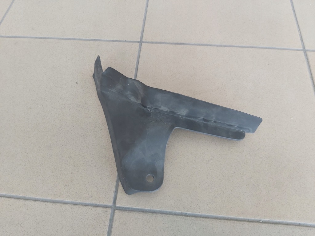 фото №1, Защита петли жабо mercedes w242 w246 l p