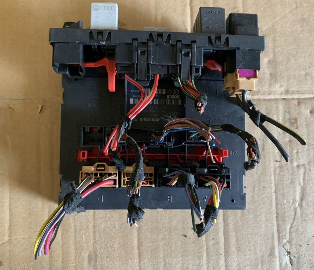 фото №1, Модуль/блок управления bcm. vw touran i 1.9. 1k0937049f