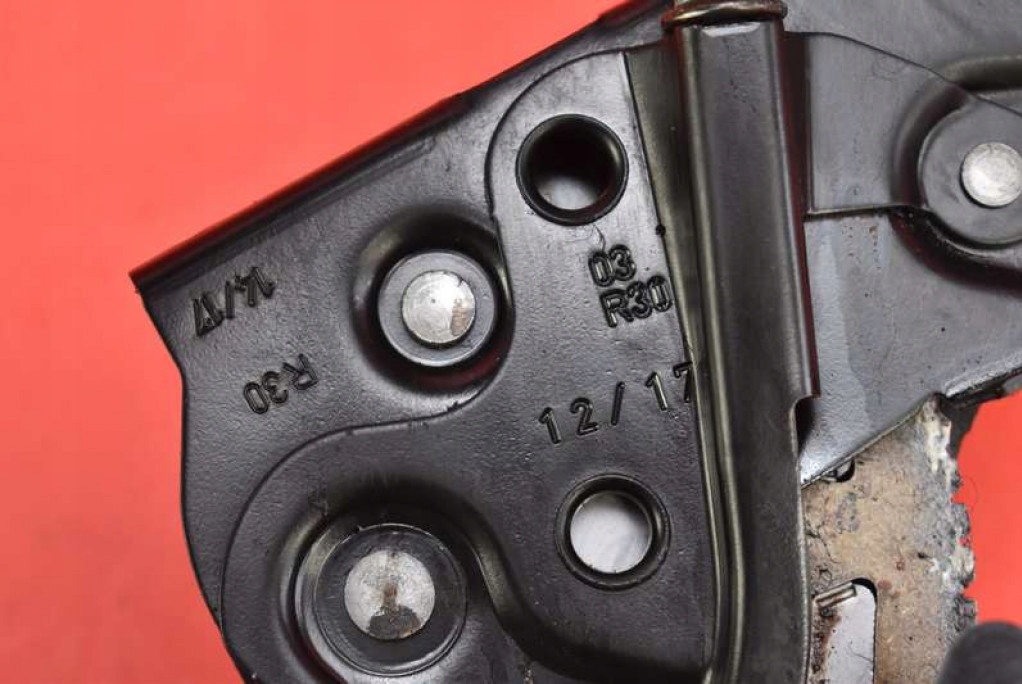 фото №8, Важіль гальма ручного 98062965zd peugeot 208 1 i lift 15-19