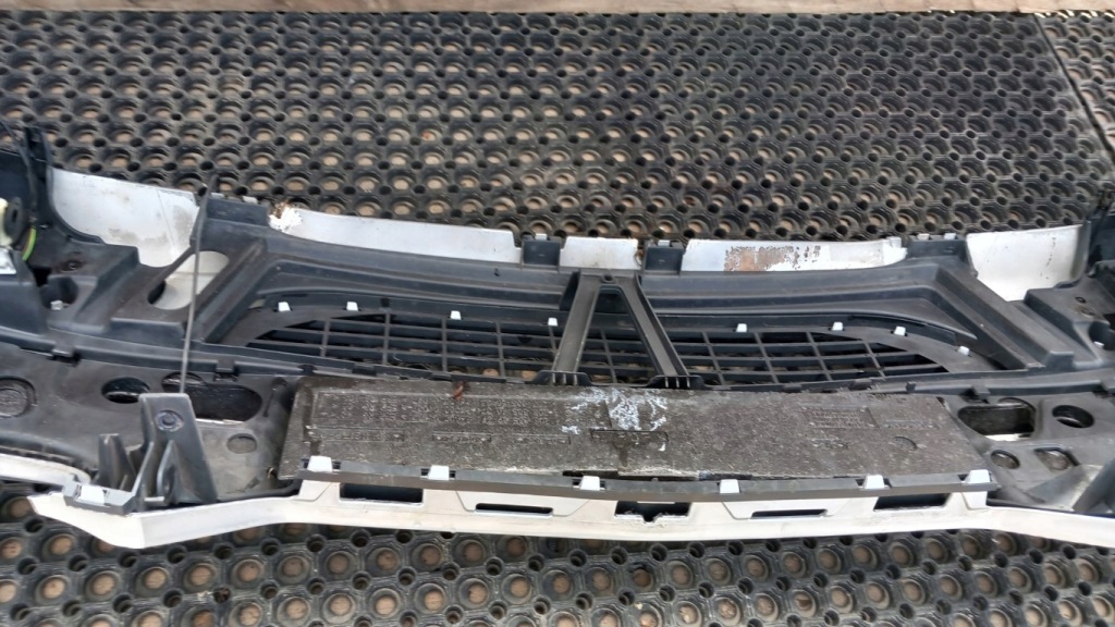 Mercedes w203 купе рестайлінг  бампер перед c775 протитуманна фара pdc Ціна