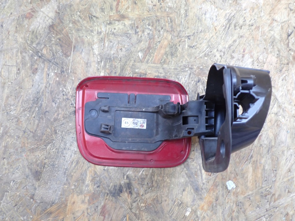 фото №6, Крышка заливной топлива lexus is iii 200t 300 po lift 18 europa 3r1 77305-53010