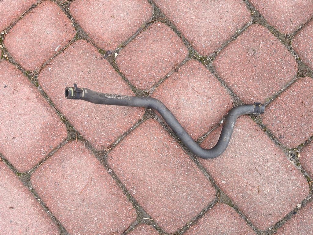 фото №1, Шланг wąz wody 2.0cdti opel insignia 13220154