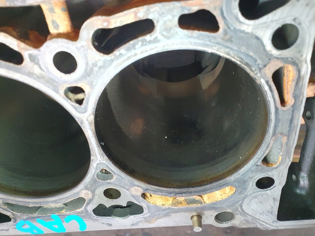 фото №11, Блок dół двигуна голий номінальний 1.8 tfsi cab vw skoda audi