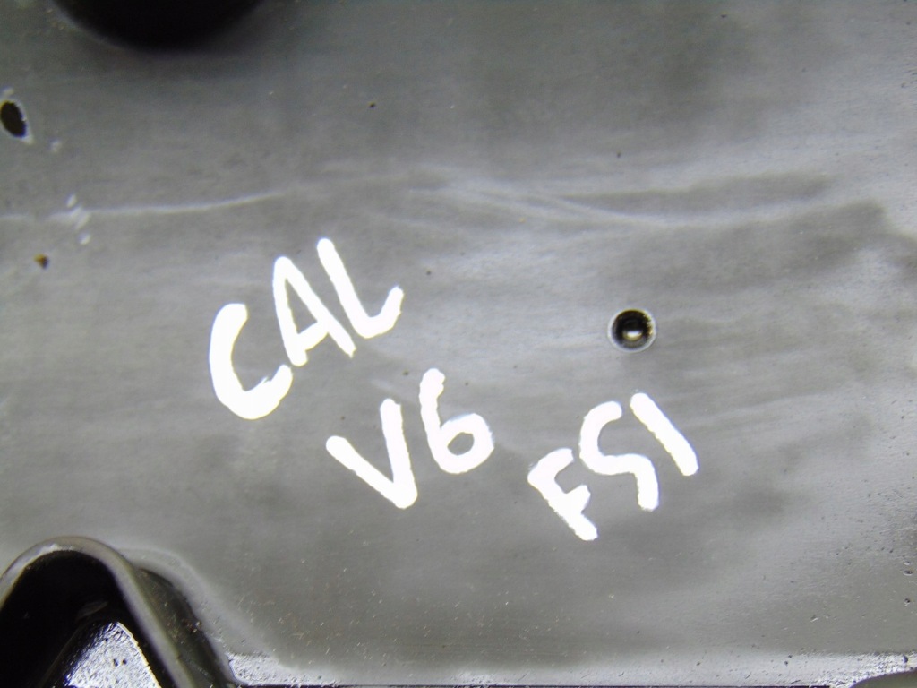 Поддон масляная вкладыш audi a4 a6 3.2 fsi 06e103603p Недорого