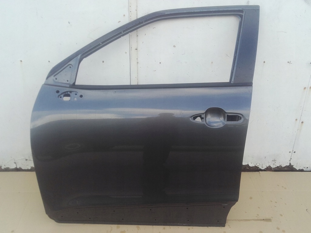 фото №1, Toyota yaris cross дверь левая перед передние