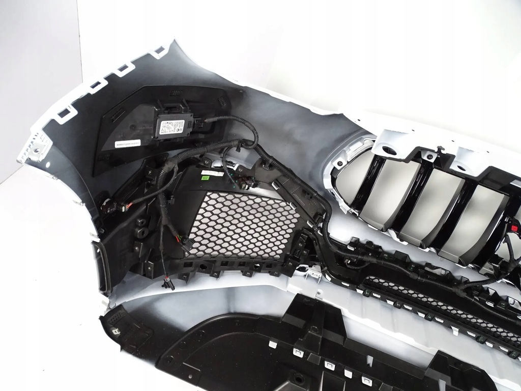 фото №8, Бампер перед передний maserati grecale trofeo карбон