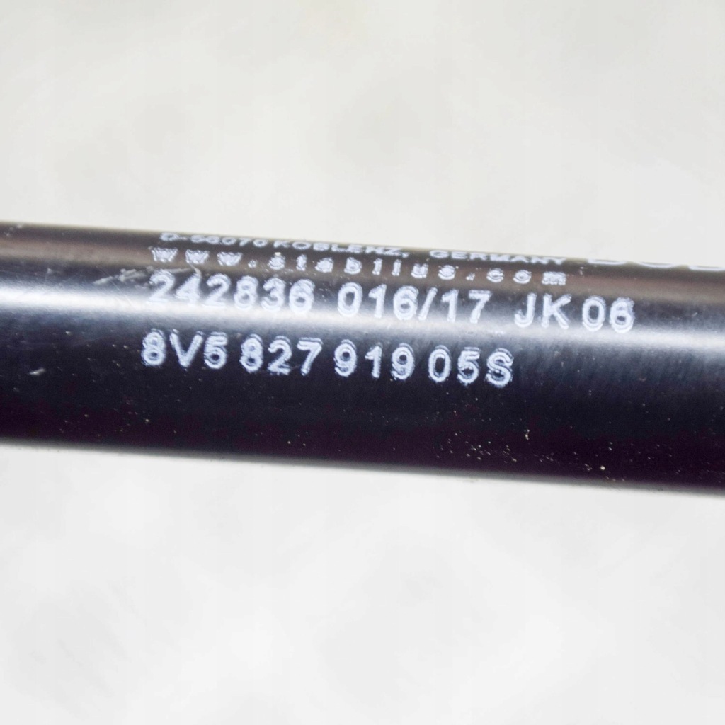 фото №6, Audi a3 s3 8v 2017 правая сторона амортизатор крышки задний багажника