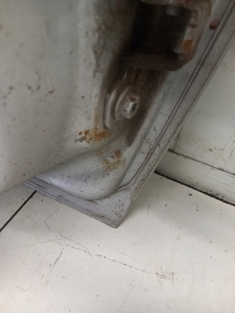 Двері лівий перед dacia logan 2 Зі Шроту