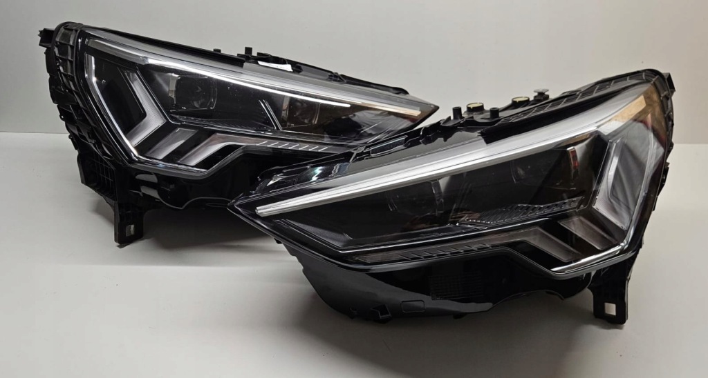 Купити Audi q3 rsq3 83a matrix full led лівий правий фара фара