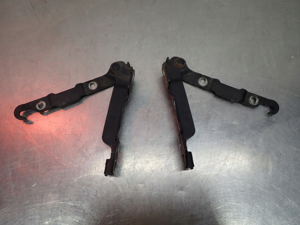 Петли капот alfa romeo 159 Цена