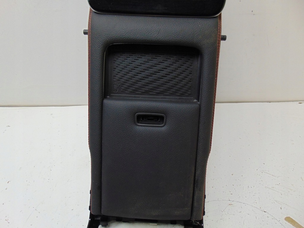 фото №9, Підлокітник бардачок підголівник mercedes w167 a1679701304 a1679704600