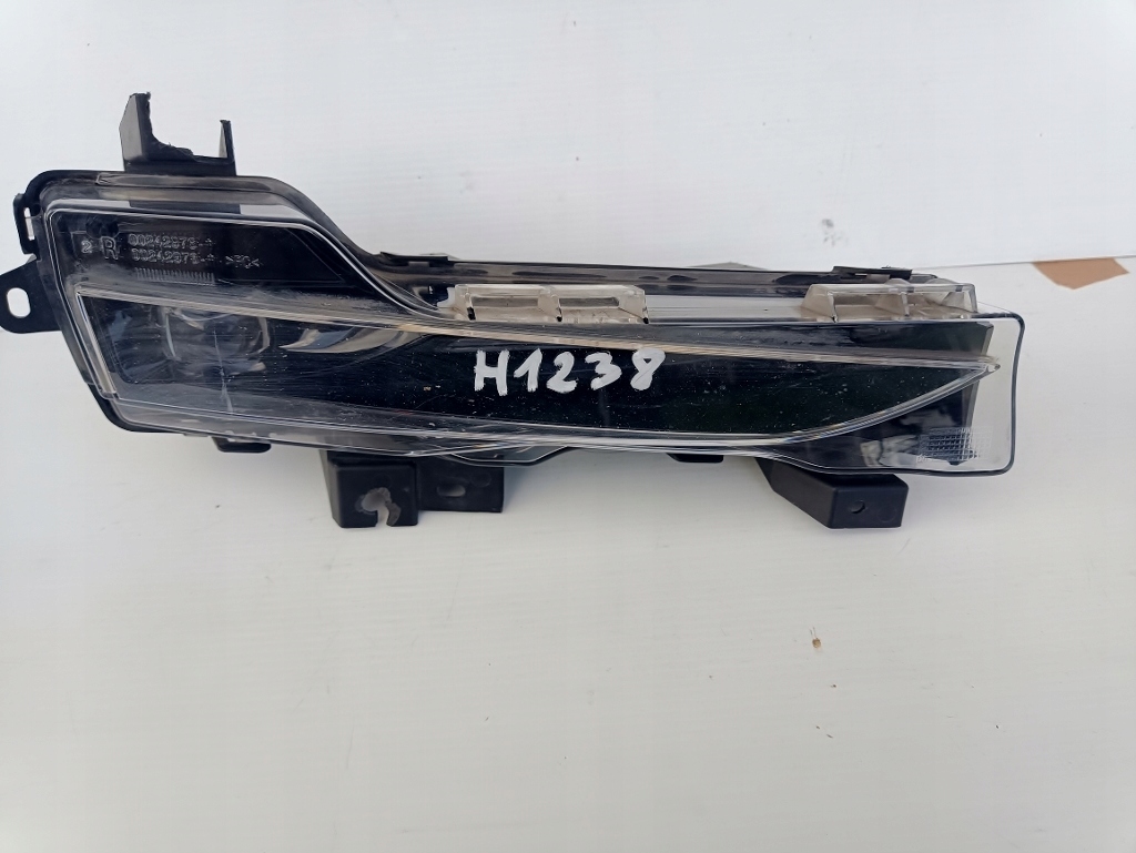 Купити Tesla model 3 y рестайлінг  світло led протитуманна фара drl перед правий 1507933-00-c