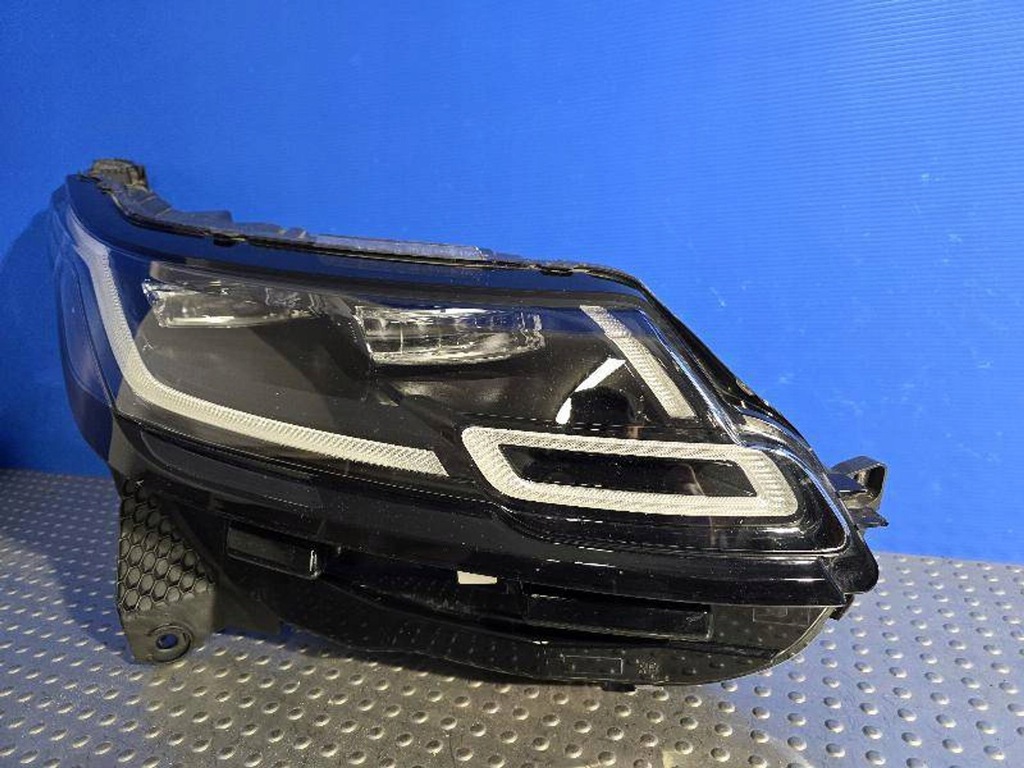 фото №3, Land rover range rover velar l560 j8a2-13w029-le лампа передняя перед правая