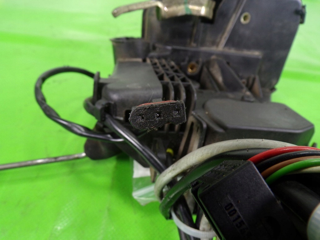 фото №7, Mercedes w203 coupe 3d замок левый передний 004133112638