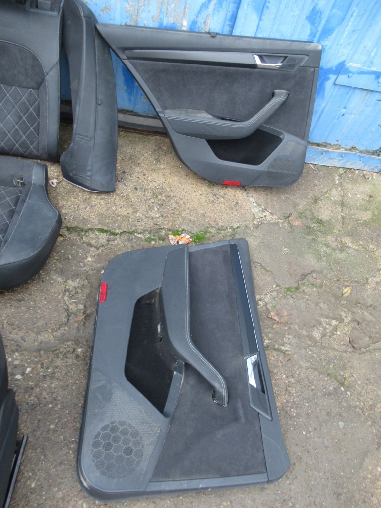 фото №12, Skoda superb iii lift sportline kombi сидіння підігрів alcantara заднє сидіння обшивки