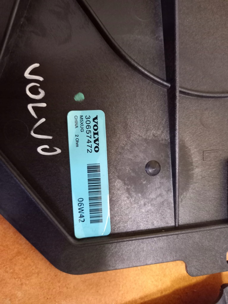 фото №8, Динамик правый левый задняя volvo c30 30669505 30657472