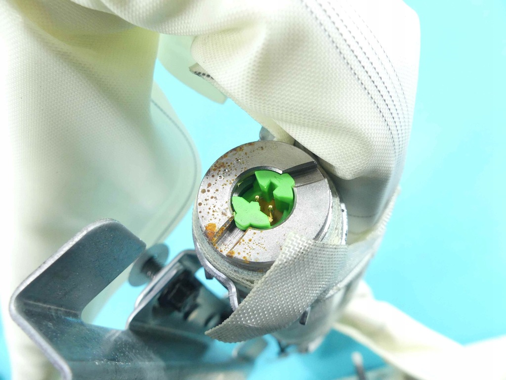 фото №7, Шторка безопасности правая volvo xc60 i 08-13 europa