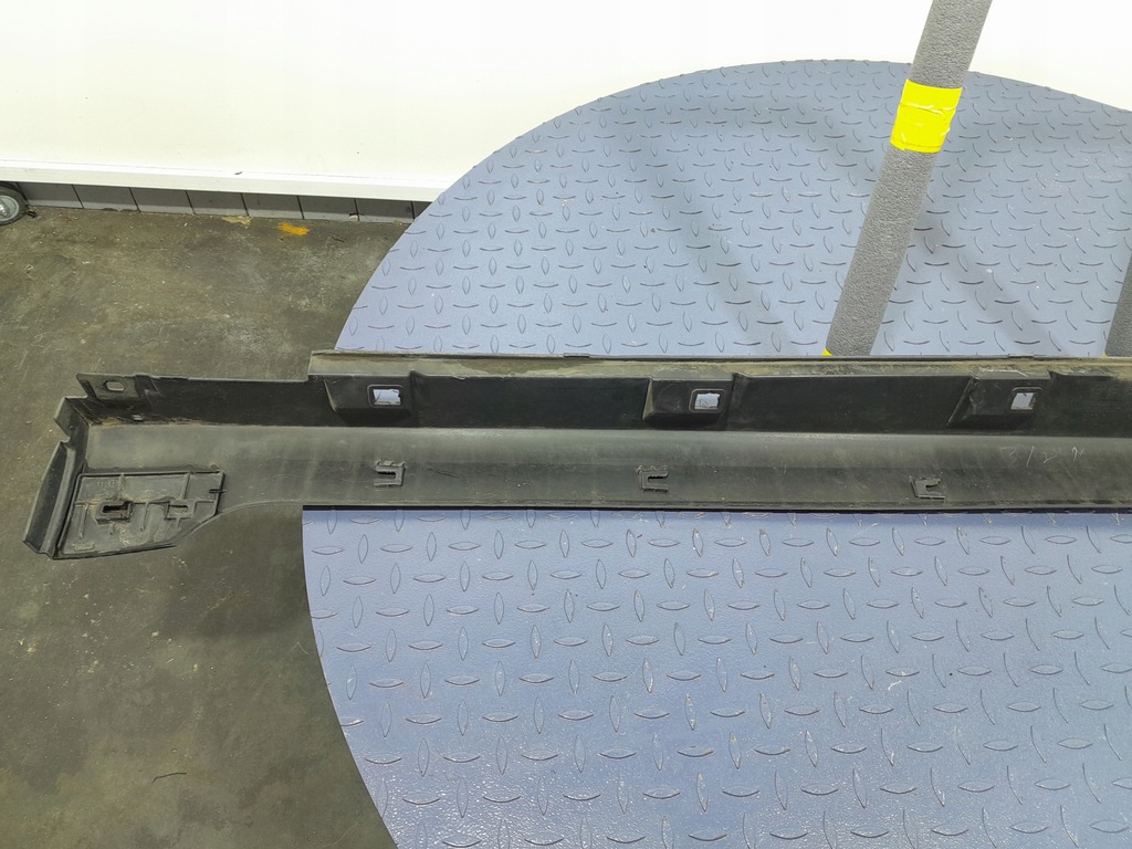 фото №10, Subaru xv i lift молдинг порог правая 91112fj140