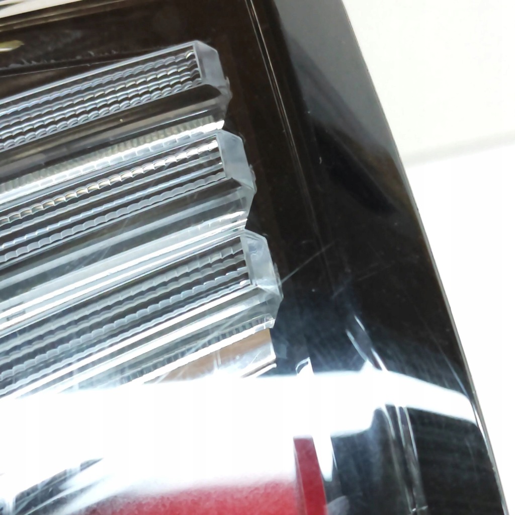 фото №7, Opel mokka b 2022 левая сторона лампа задняя