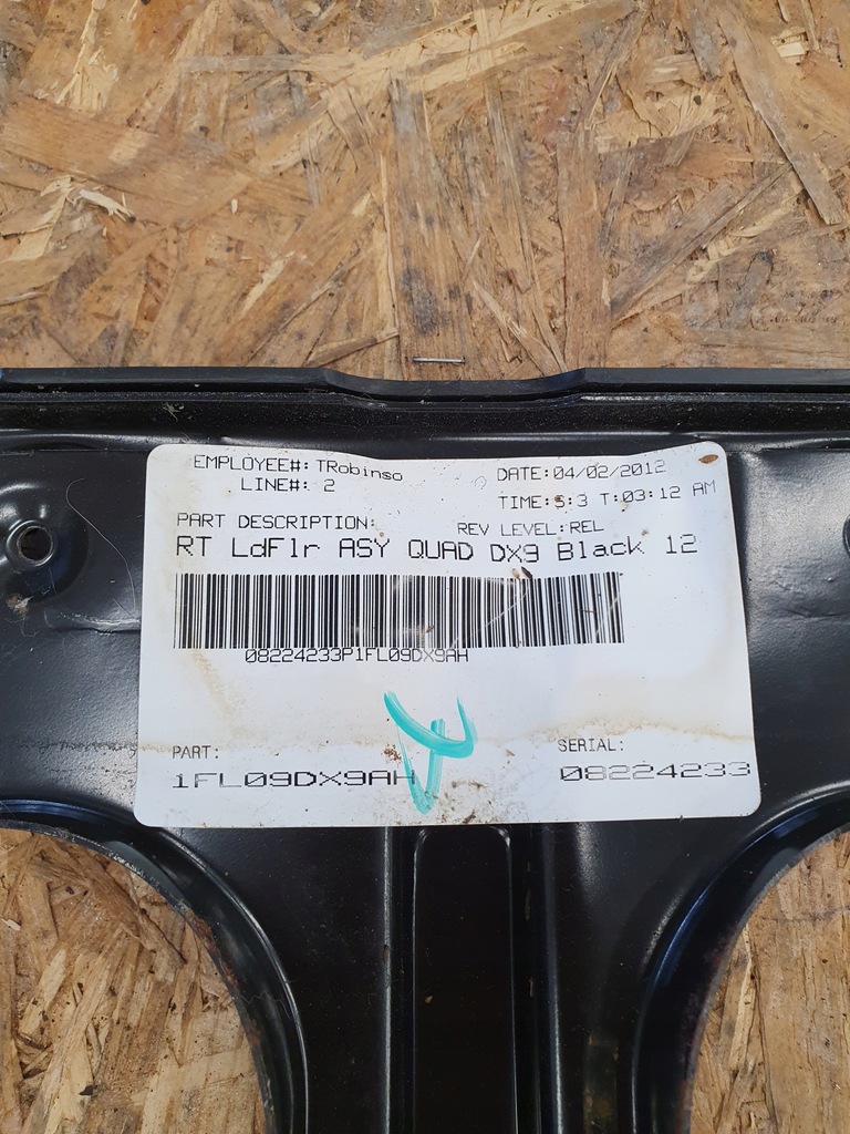 фото №5, Chrysler town & country рамка пол пассажиров середина