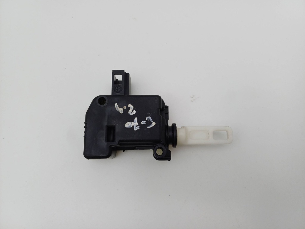 фото №6, Привод крышка заливной топлива volvo c70 2.4 806624 nr25