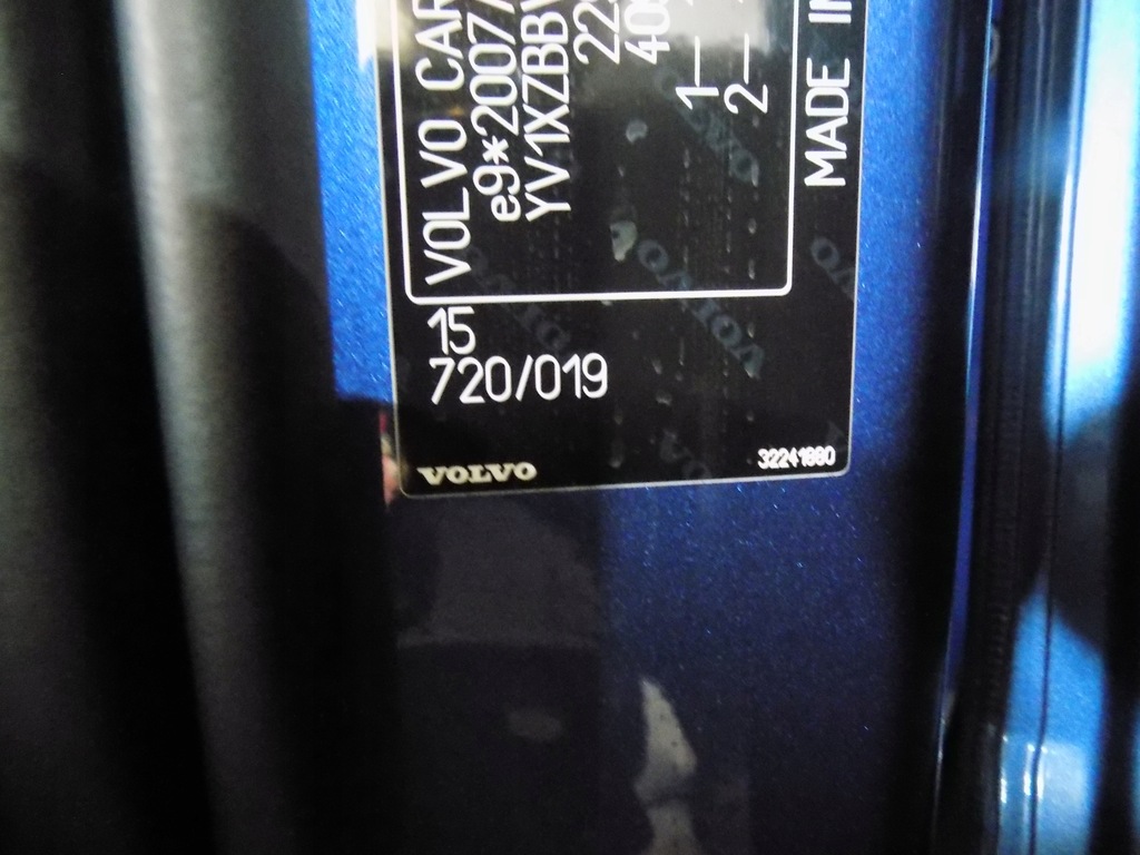 фото №8, Volvo xc40 2017- капот крышка двигателя комплектная цвет 720