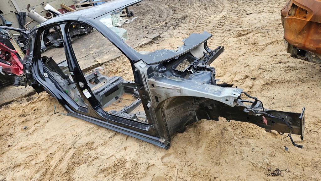 фото №2, Vw t-roc правий bok кузов поріг чверть крила обрізаний na дах