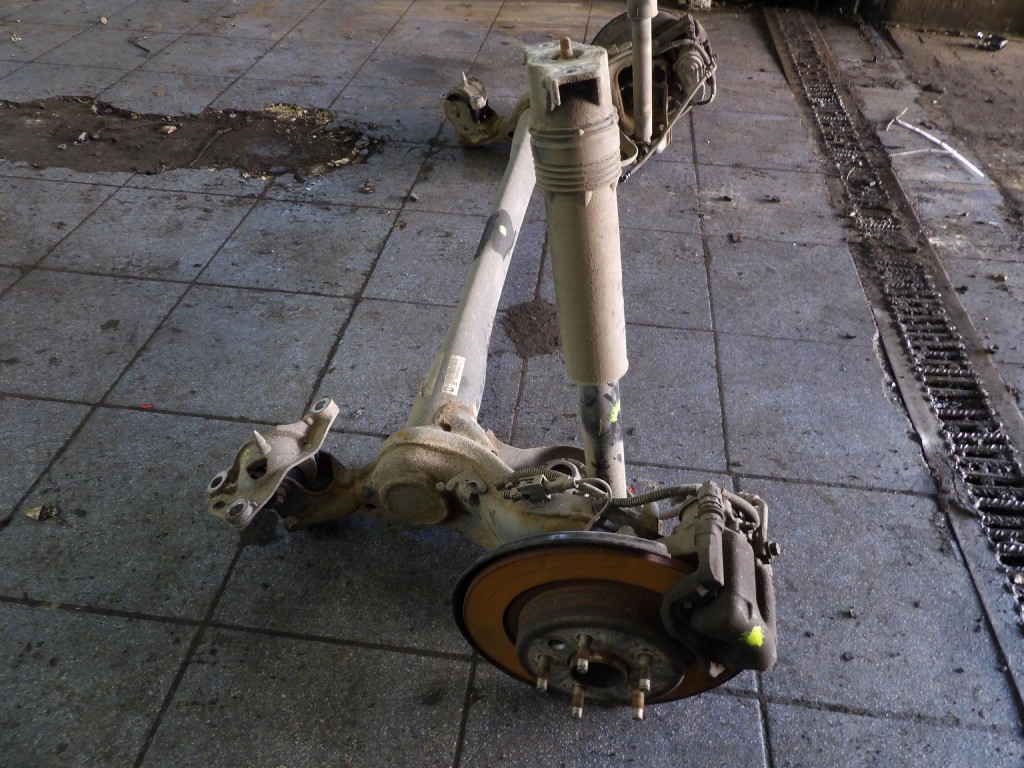 Opel astra k універсал вісь  задня балка Оригінал