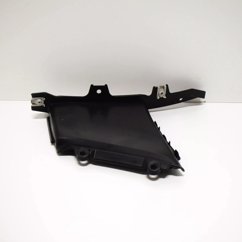 фото №1, Bmw 3 gt f34 радиатор left inner air воздуховод 51747293729 7293729 2016