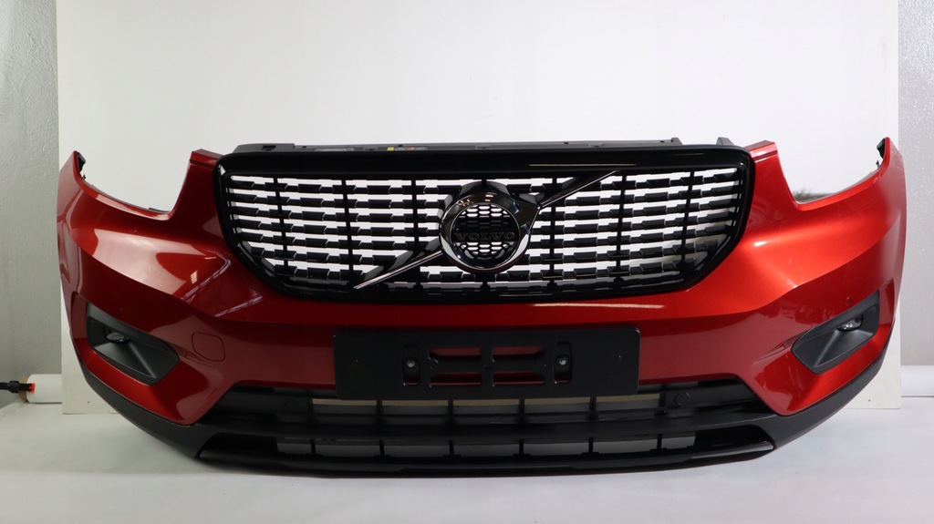 фото №1, Volvo xc40 r-design бампер перед 725