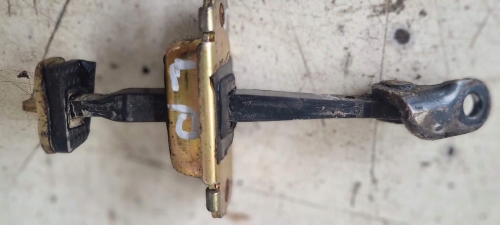 фото №9, Обмежувачі двері hyundai terracan