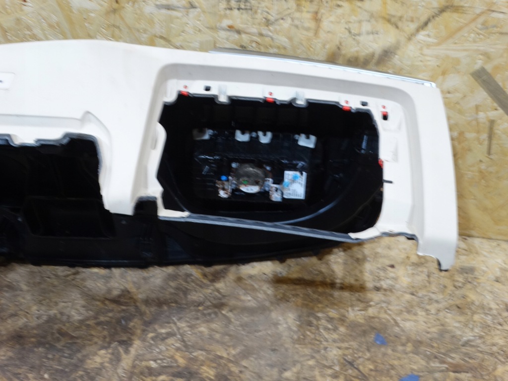 фото №10, Консоль kpl. подушки безопасности коленные bmw g01 g02 lift 1