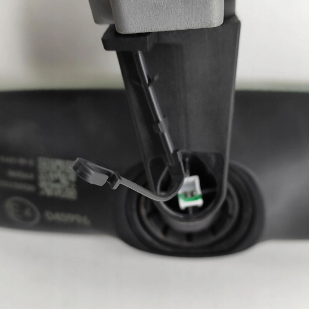 Tesla model y 2022 дзеркало заднього виду Зі Шроту