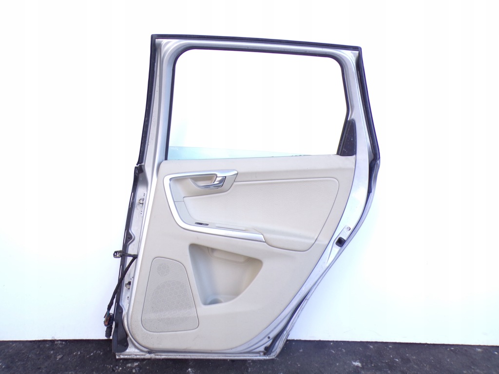 Купити Двері праве правий задній задні volvo xc 60 1 silver