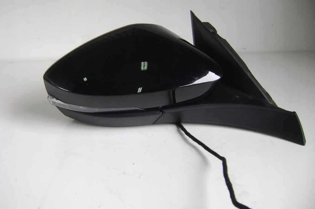 фото №1, Vw t-roc - дзеркало праве 6 pinów