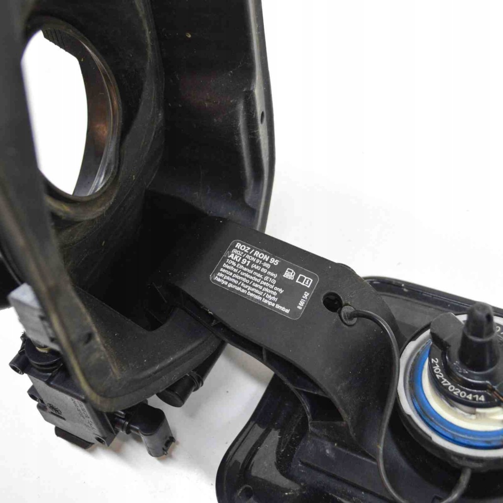 фото №8, Крышка бака топлива bmw 3 f30, f80 7350775 16025470 2.0l 135kw 2017