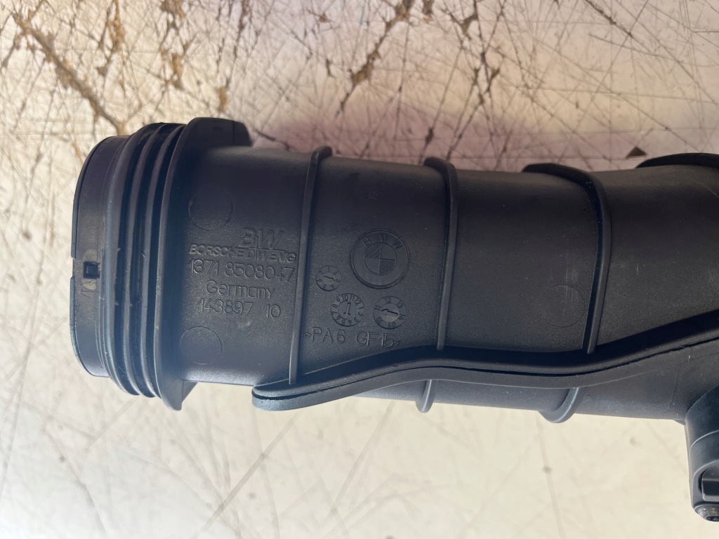 фото №15, Bmw f10 f11 резонатор воздухозаборник труба воздуха 8512014 8508047 8512249