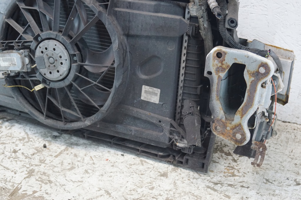 фото №14, Pas передній радіатор mazda 3 i bk 1.6 b