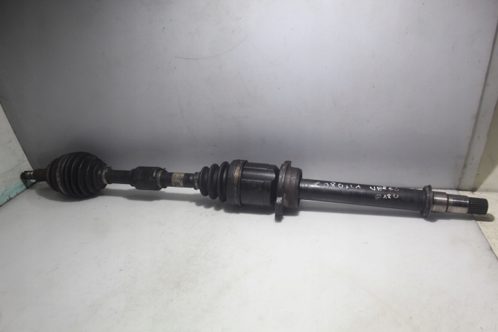 Купить Приводной вал правый  перед toyota corolla verso e120 2.2d4d