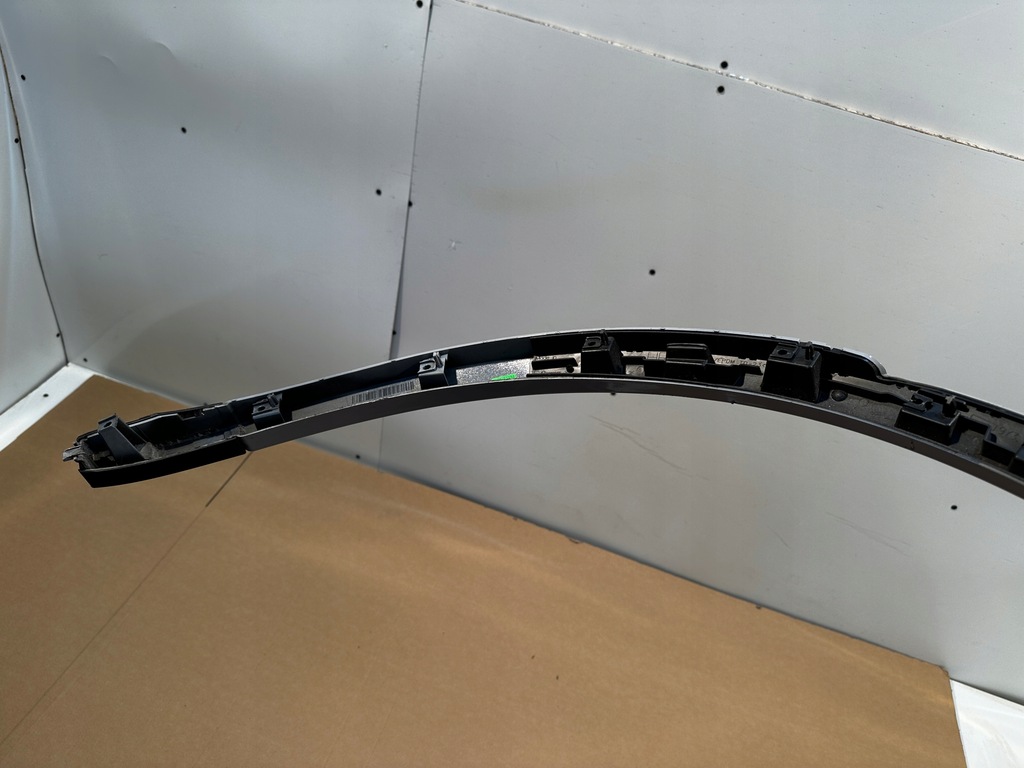 фото №8, Porsche cayenne coupe 9y молдинг крыла правый задняя