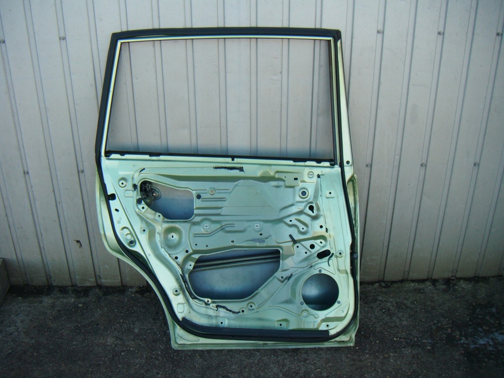 фото №5, Mazda premacy 99-05 двері лівий задня