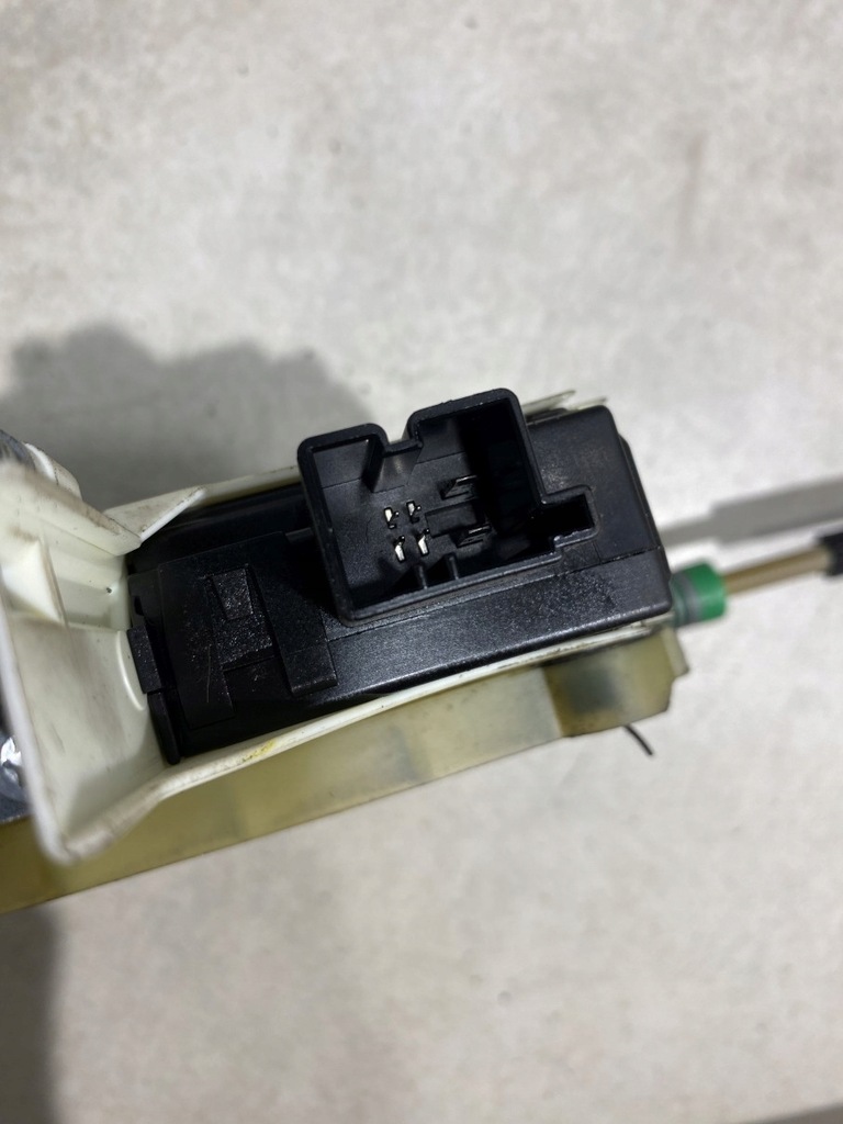 фото №7, Подъемник стекло левый задняя audi q7 4l 4l0839461a