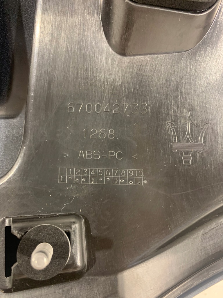 фото №9, Накладка кришки задня maserati levante 670042733